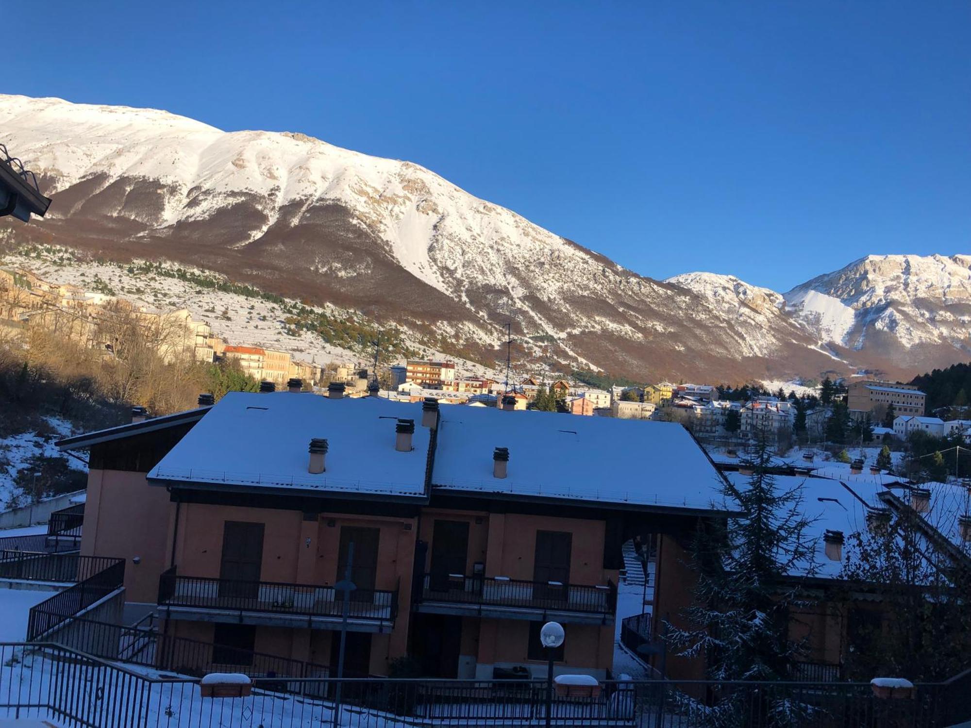 Residence Montano Campo di Giove Bagian luar foto